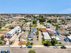 416 Hamilton Street, Costa Mesa CA 92627