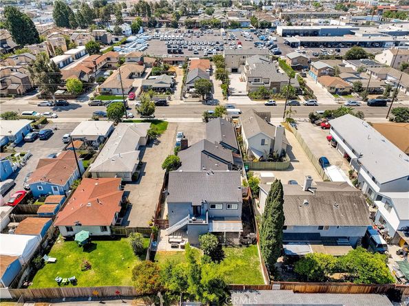 416 Hamilton Street, Costa Mesa CA 92627