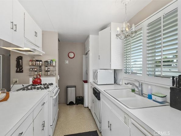 1809 Tustin Avenue, Costa Mesa CA 92627