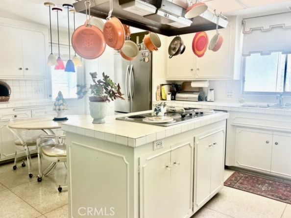 730 Santiago Avenue, Long Beach CA 90804