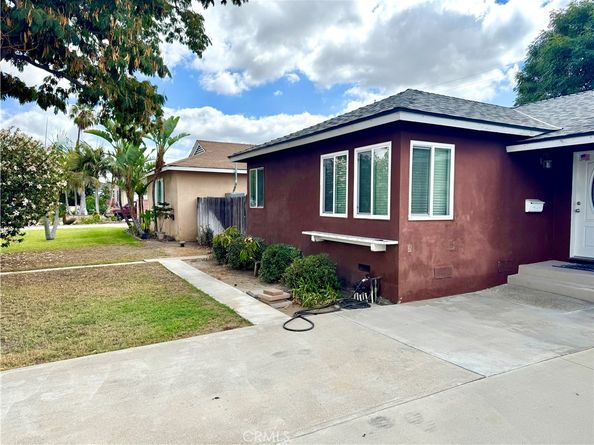 1616 E Briarvale Avenue, Anaheim CA 92805