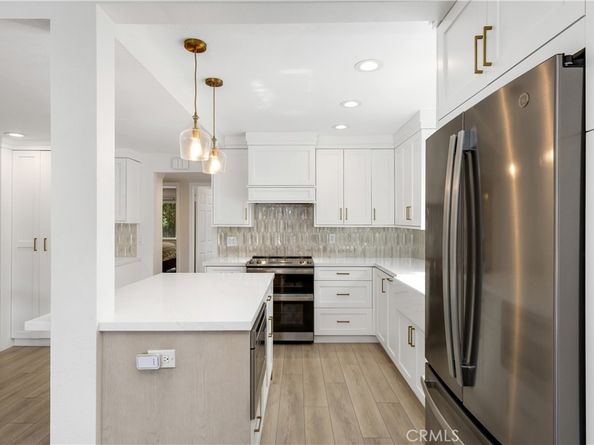 21662 Brookhurst St. D, Huntington Beach CA 92646