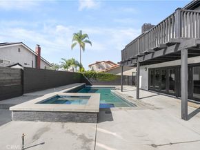 24952 Hendon, Laguna Hills CA 92653