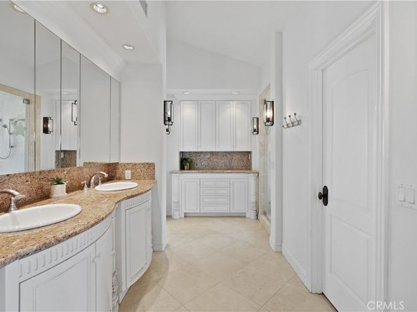 24952 Hendon, Laguna Hills CA 92653