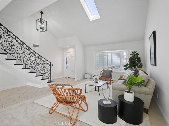 24952 Hendon, Laguna Hills CA 92653