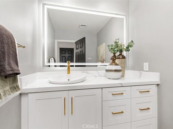 26 Coventry 25, Newport Beach CA 92660