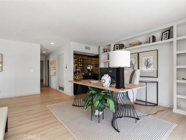 26 Coventry 25, Newport Beach CA 92660