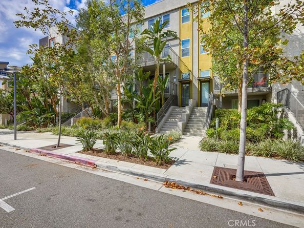 75 Lennox, Irvine CA 92612