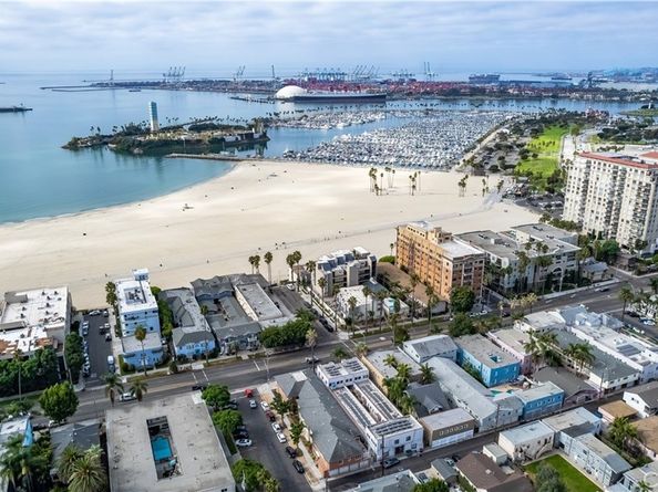 1 3rd Place 302, Long Beach CA 90802
