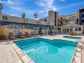 1 3rd Place 302, Long Beach CA 90802