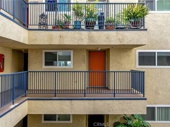 1 3rd Place 302, Long Beach CA 90802