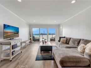 1 3rd Place 302, Long Beach CA 90802