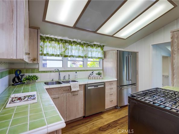 464 Agate Street A/B, Laguna Beach CA 92651