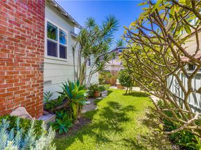 464 Agate Street A/B, Laguna Beach CA 92651