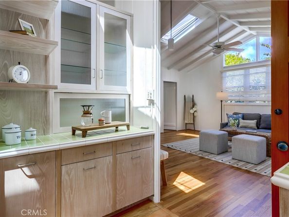 464 Agate Street A/B, Laguna Beach CA 92651