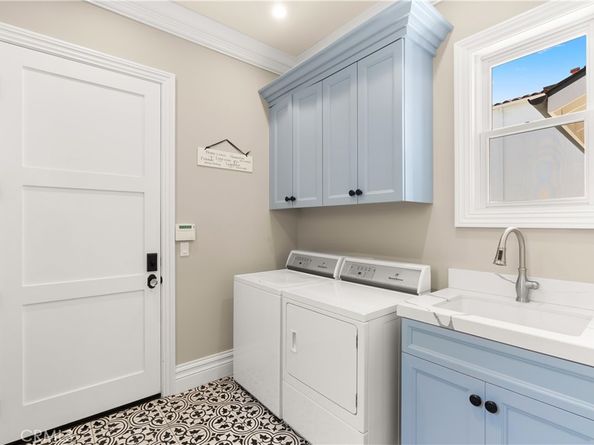 430 Aliso Avenue, Newport Beach CA 92663