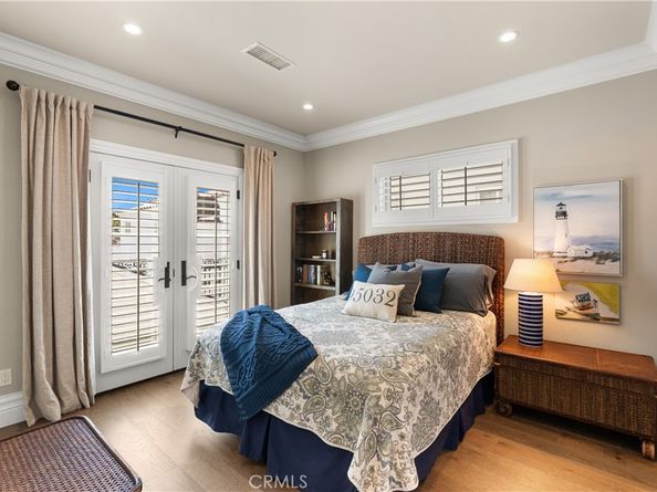 430 Aliso Avenue, Newport Beach CA 92663