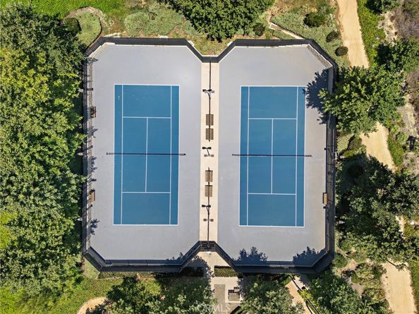 93 Interstellar, Irvine CA 92618