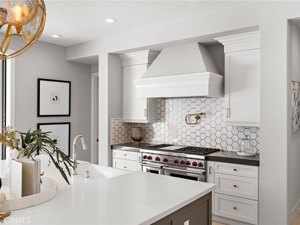 93 Interstellar, Irvine CA 92618