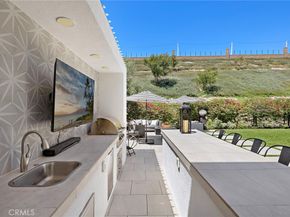 93 Interstellar, Irvine CA 92618