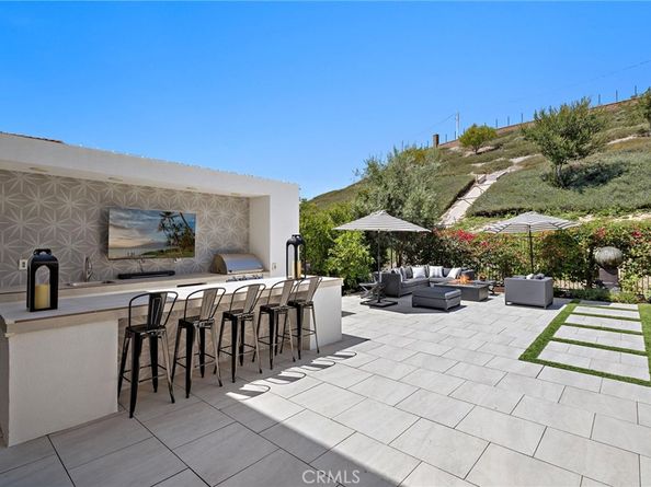 93 Interstellar, Irvine CA 92618