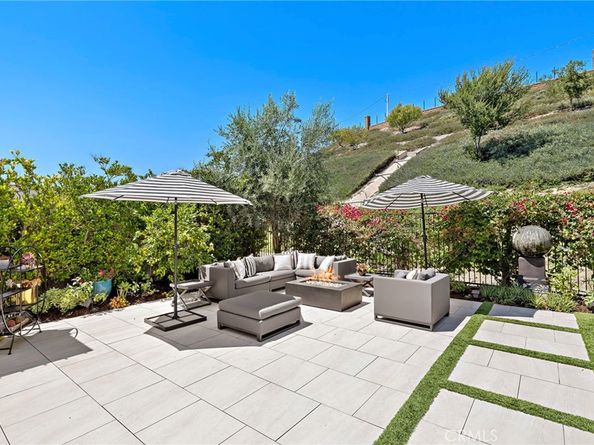 93 Interstellar, Irvine CA 92618