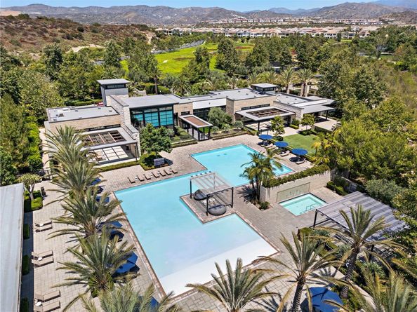 93 Interstellar, Irvine CA 92618