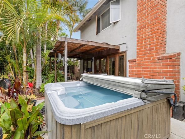 1956 Flamingo Drive, Costa Mesa CA 92626