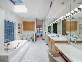 812 W Bay Ave, Newport Beach CA 92661