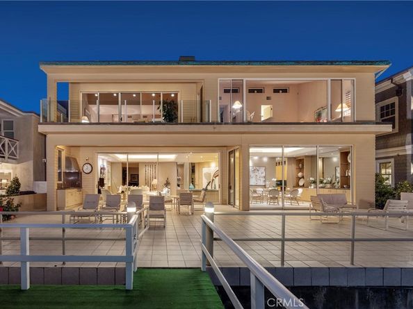 812 W Bay Ave, Newport Beach CA 92661