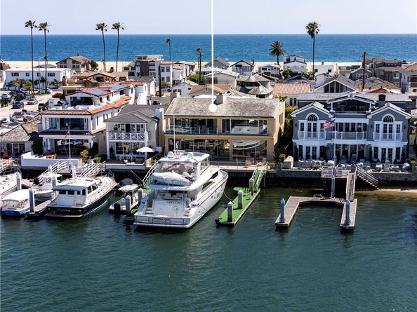 812 W Bay Ave, Newport Beach CA 92661