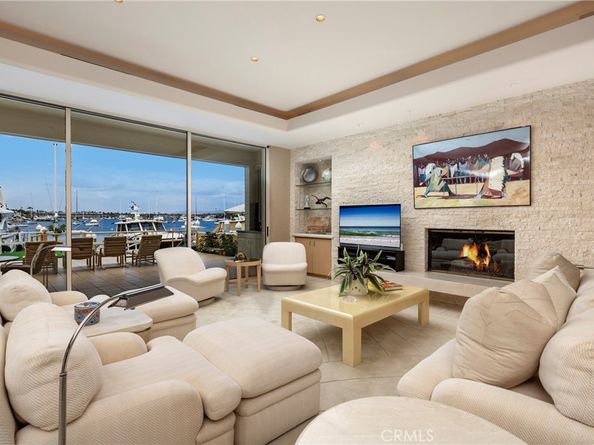 812 W Bay Ave, Newport Beach CA 92661