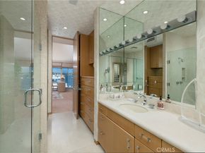 812 W Bay Ave, Newport Beach CA 92661