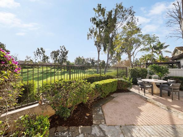 15 Via Floria, Rancho Santa Margarita CA 92688