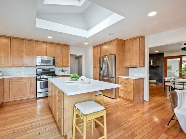1855 Magdalene Way, San Diego CA 92110