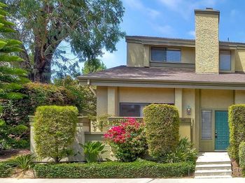 3304 Caminito Eastbluff