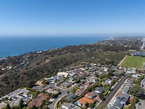 8675 Glenwick Lane, La Jolla CA 92037