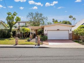 3230 Eureka Place, Carlsbad CA 92008