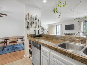 2251 Altisma Way, Carlsbad CA 92009