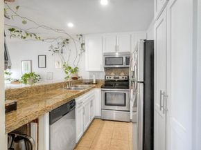 2251 Altisma Way, Carlsbad CA 92009