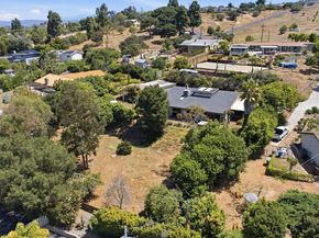 2106 Vista Grande Drive, Vista CA 92084