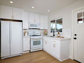 735 Pine Avenue, Carlsbad CA 92008