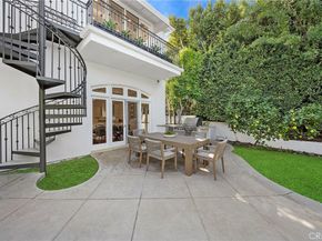 11709 Wetherby Lane, Los Angeles CA 90077