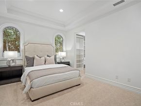 11709 Wetherby Lane, Los Angeles CA 90077