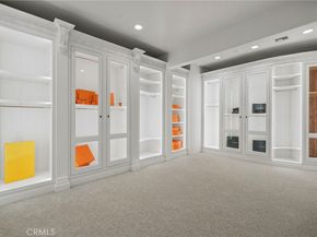 11709 Wetherby Lane, Los Angeles CA 90077