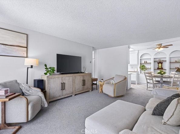 2257 Via Puerta P, Laguna Woods CA 92637