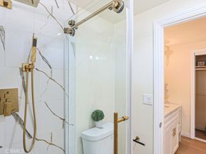 137 Casuda Canyon Dr. B, Monterey Park CA 91754