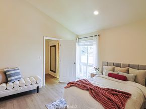137 Casuda Canyon Dr. B, Monterey Park CA 91754