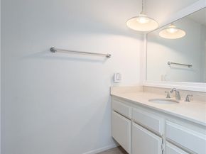380 W Wilson F106, Costa Mesa CA 92627