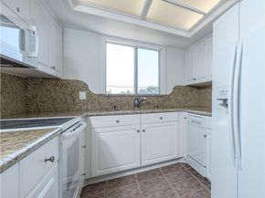 380 W Wilson F106, Costa Mesa CA 92627